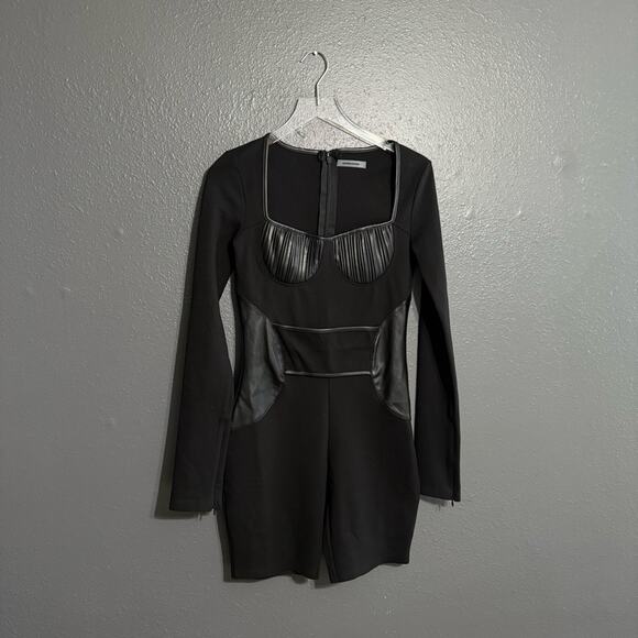 Maniere De Vior NWOT Black Pleated Bandage Playsuit Romper Size 8 - Picture 5 of 9